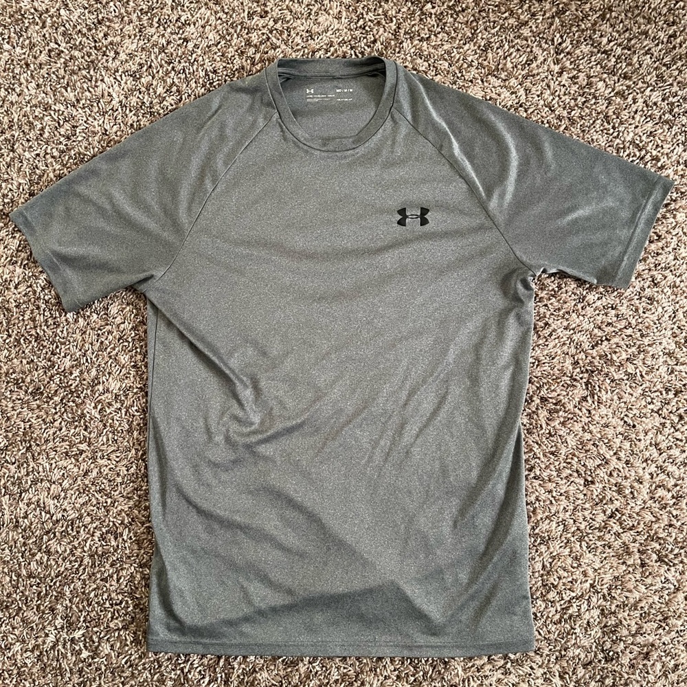 Underarmour Men’s M Shirt